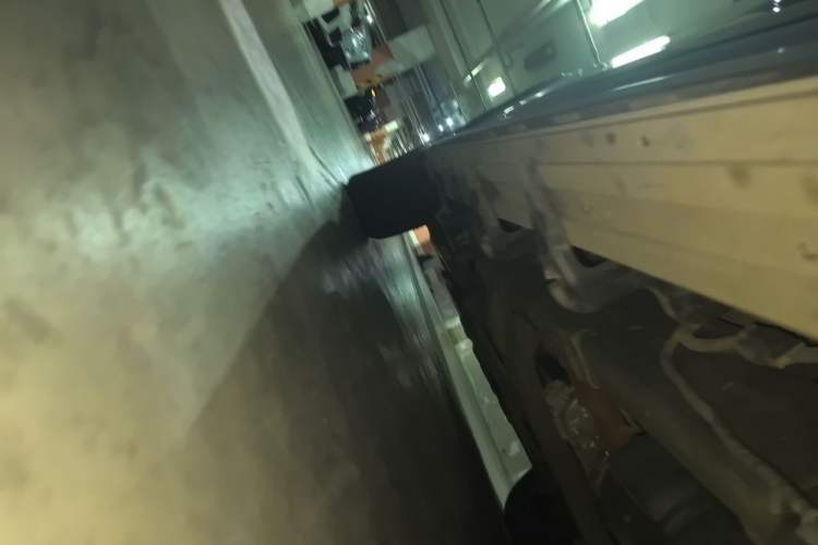 Used SAIC MAXUS D90  Chassis Rear Left