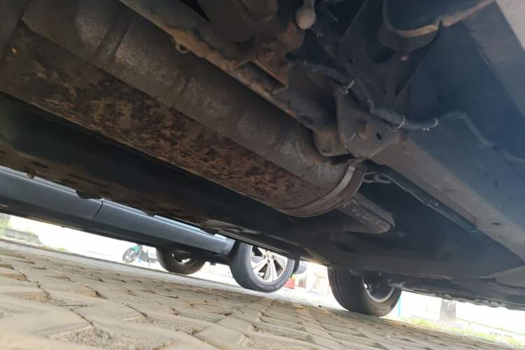 Used SAIC MAXUS D90 2017 2.0T Manual Two-Wheel Drive Mars Chassis Rear Right
