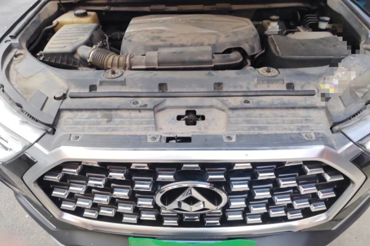 Used SAIC MAXUS D90 2017 2.0T Automatic All-Wheel Drive Sirius Engine Bay