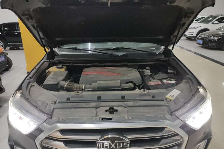 Used SAIC MAXUS D90 2017 2.0T Automatic All-Wheel Drive Polaris Engine Bay