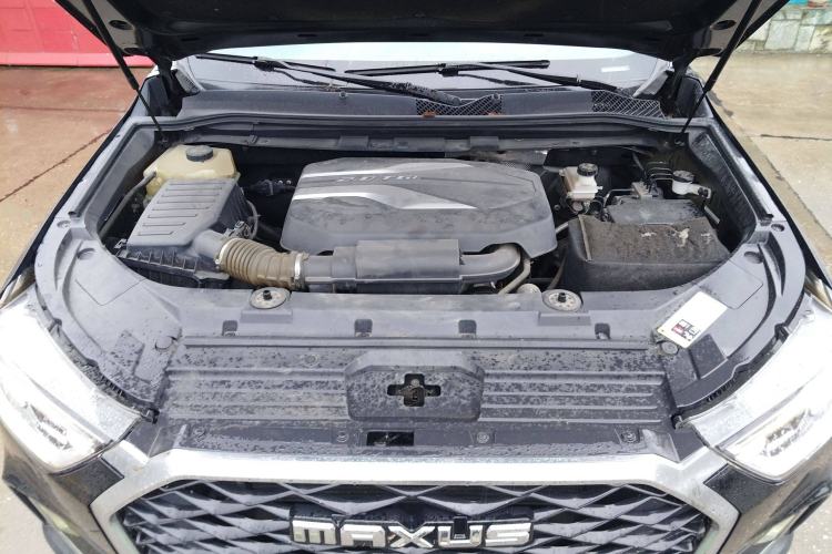 Used SAIC MAXUS D90 2017 2.0T Automatic All-Wheel Drive Sirius Engine Bay