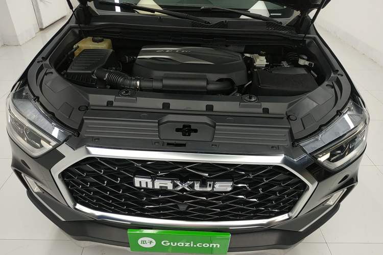 Used SAIC MAXUS D90 2017 2.0T Automatic All-Wheel Drive Sirius Engine Bay