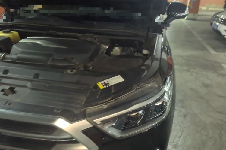 Used SAIC MAXUS D90  Engine Bay Left