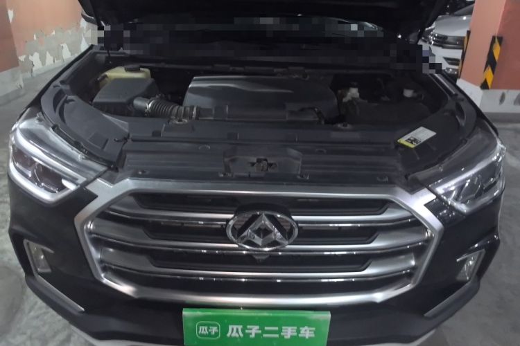 Used SAIC MAXUS D90  Engine Bay