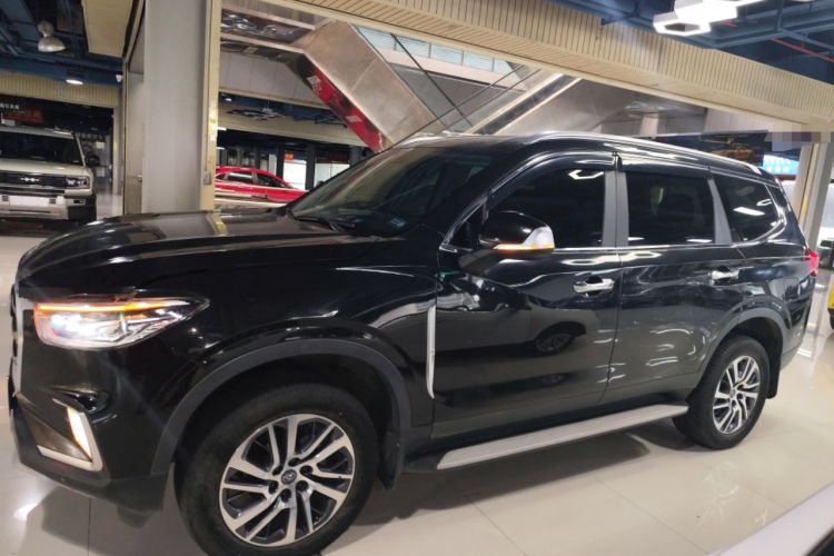 Used SAIC MAXUS D90 2017 2.0T Automatic Two-Wheel Drive Mercury Base Edition Exterior 3