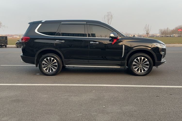 Used SAIC MAXUS D90 2017 2.0T Automatic Two-Wheel Drive Mercury Base Edition Exterior 3