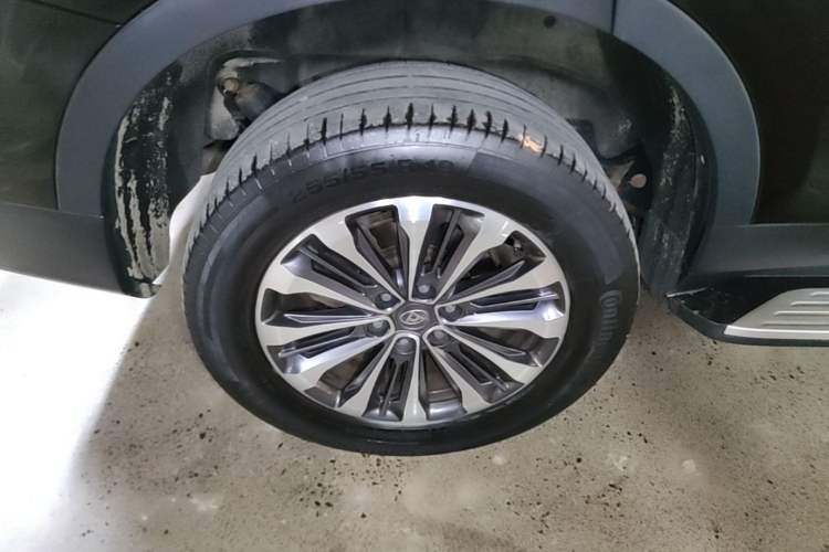 Used SAIC MAXUS D90 2017 2.0T Automatic All-Wheel Drive Sirius Exterior 5