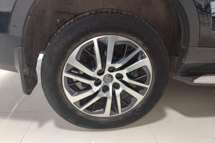 Used SAIC MAXUS D90 2017 2.0T Automatic Two-Wheel Drive Mercury Base Edition Exterior 8