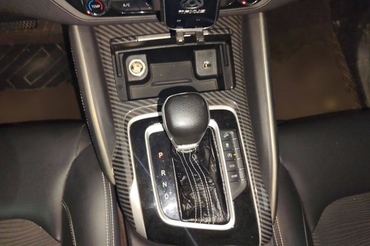 Used SAIC MAXUS D90 2017 2.0T Automatic Two-Wheel Drive Mercury Base Edition Gear Lever