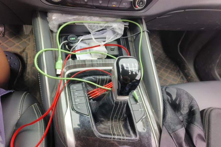 Used SAIC MAXUS D90 2017 2.0T Manual 4x4 Neptune Gear Lever