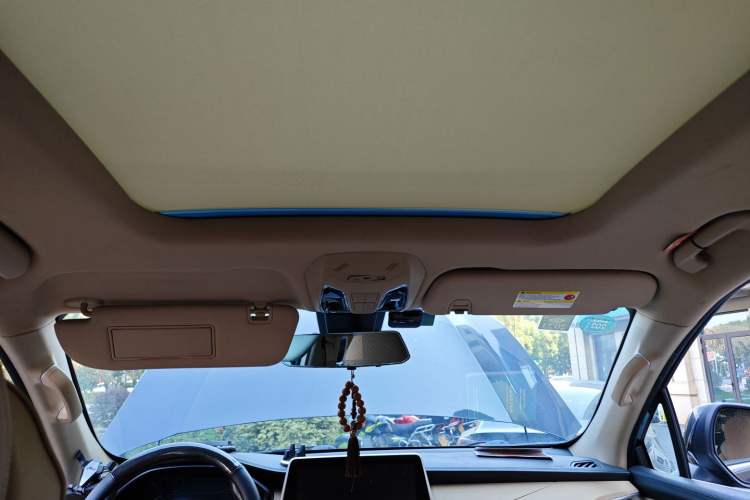 Used SAIC MAXUS D90 2017 2.0T Automatic All-Wheel Drive Sirius Headliner