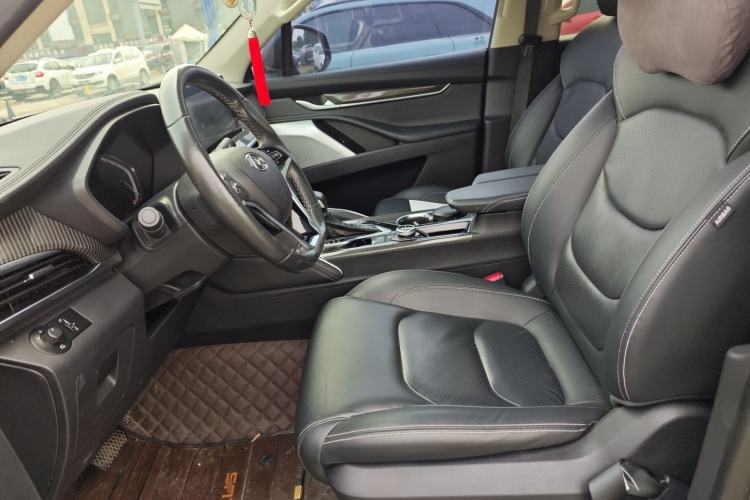 Used SAIC MAXUS D90 2017 2.0T Automatic All-Wheel Drive Sirius Left Front Seat