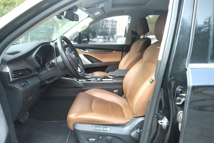 Used SAIC MAXUS D90  Left Front Seat