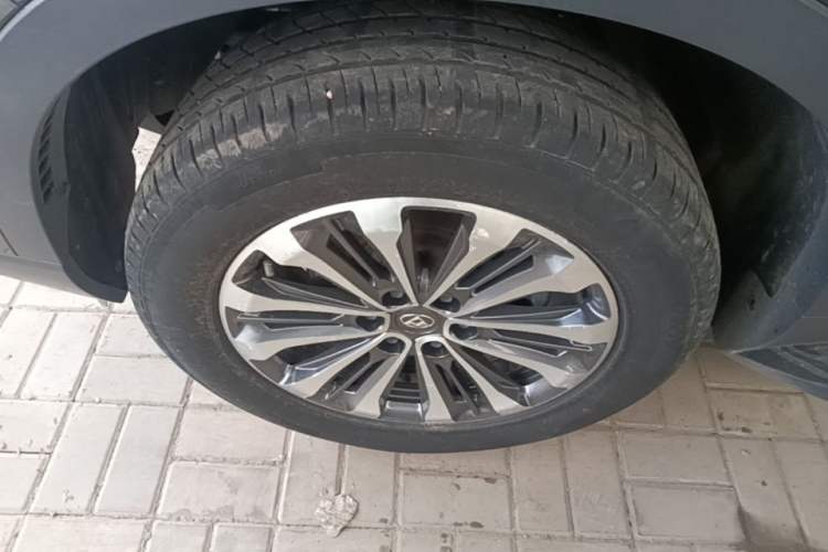 Used SAIC MAXUS D90 2017 2.0T Automatic Two-Wheel Drive - Uranus Left Front Wheel Hub