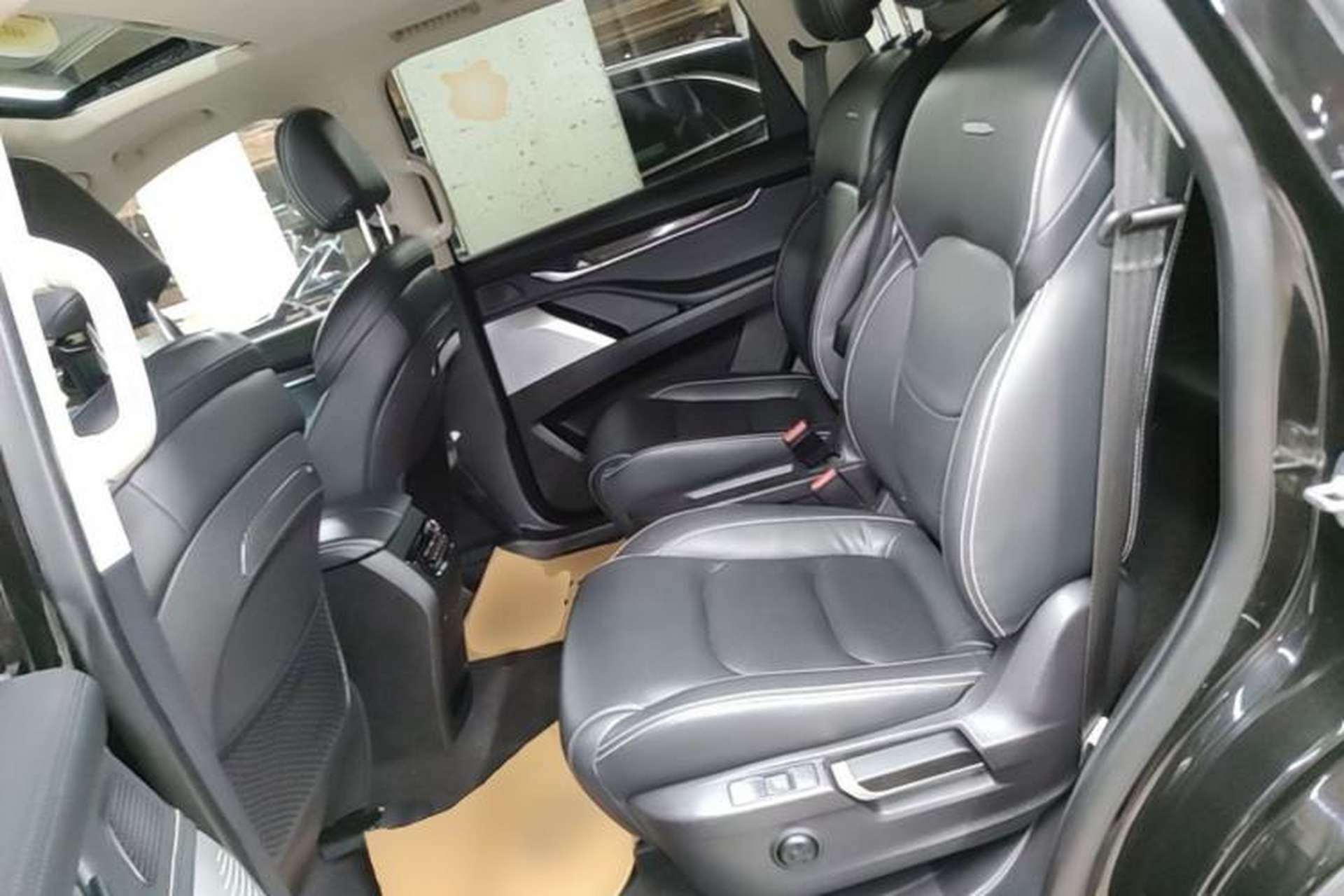 Used SAIC MAXUS D90 2017 2.0T Automatic All-Wheel Drive Sirius Left Rear Seat