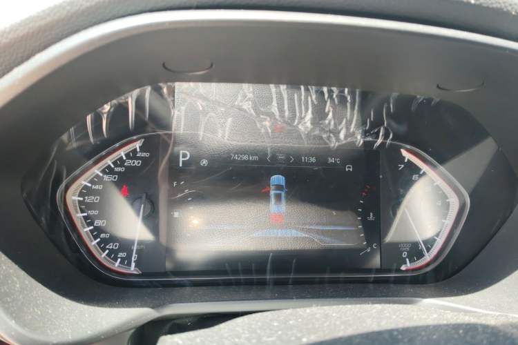 Used SAIC MAXUS D90 2017 2.0T Automatic All-Wheel Drive Sirius Odometer Close Up