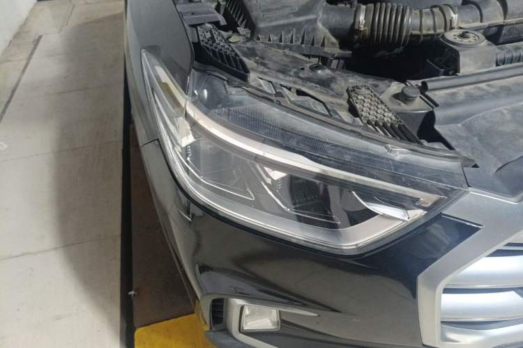 Used SAIC MAXUS D90 2017 2.0T Manual 4x4 Neptune Right Front Headlight