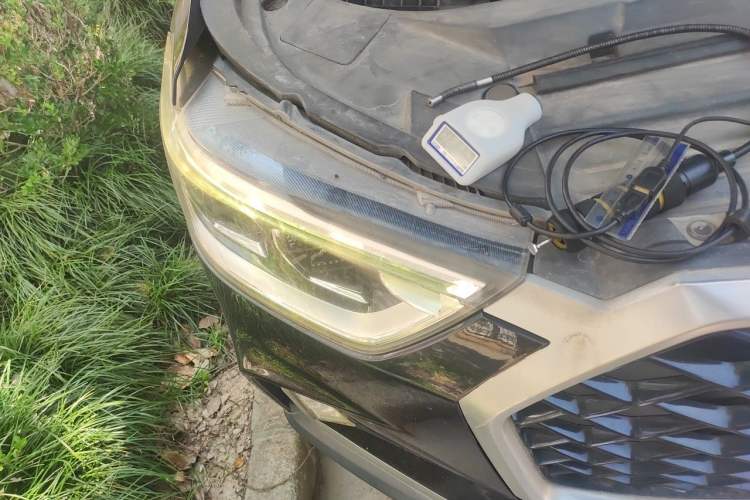Used SAIC MAXUS D90 2017 2.0T Automatic All-Wheel Drive Sirius Right Front Headlight