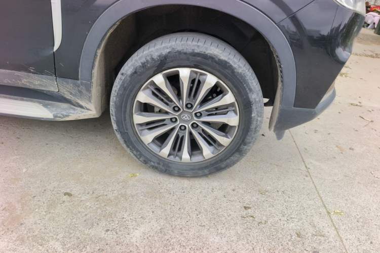Used SAIC MAXUS D90 2017 2.0T Manual 4x4 Neptune Right Front Wheel Hub