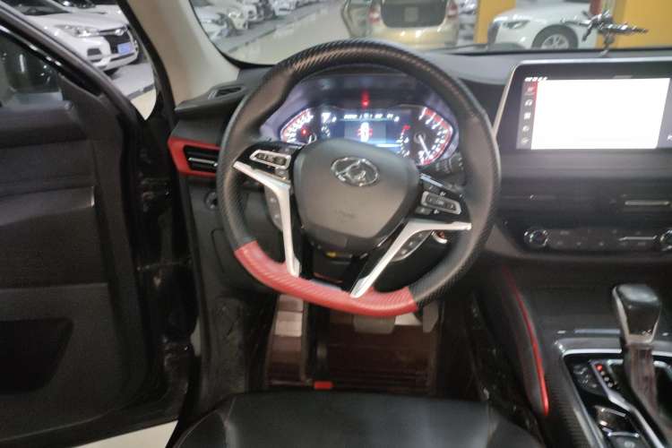 Used SAIC MAXUS D90 2017 2.0T Automatic All-Wheel Drive Polaris Steering Wheel