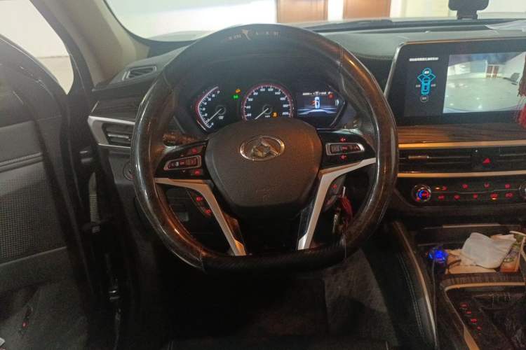 Used SAIC MAXUS D90 2017 2.0T Manual 4x4 Neptune Steering Wheel