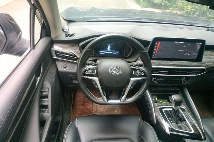 Used SAIC MAXUS D90 2017 2.0T Automatic Two-Wheel Drive Mercury Steering Wheel