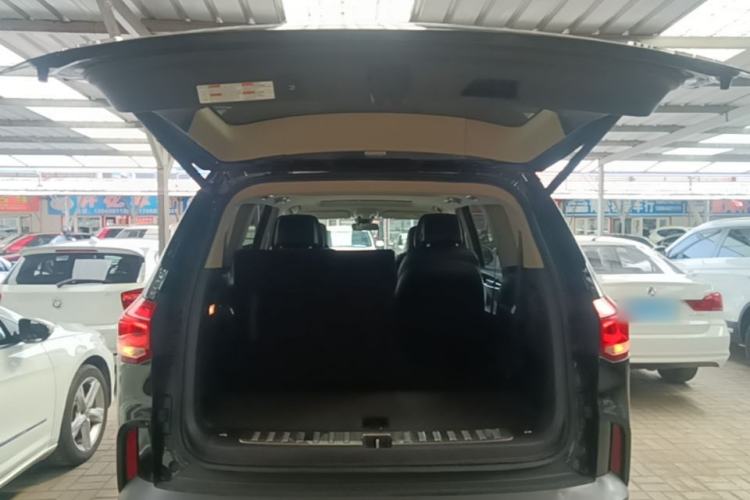 Used SAIC MAXUS D90 2017 2.0T Automatic Two-Wheel Drive - Uranus Trunk
