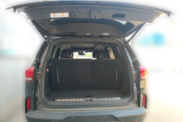 Used SAIC MAXUS D90 2017 2.0T Automatic All-Wheel Drive Sirius Trunk