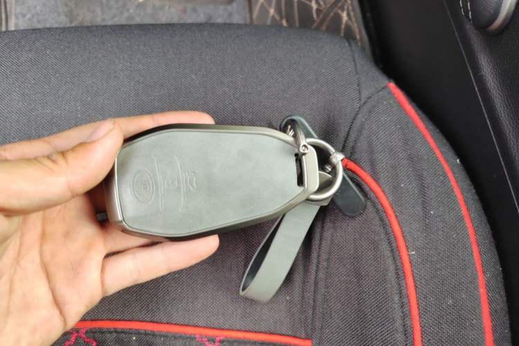Used SAIC MAXUS D90 2017 2.0T Automatic All-Wheel Drive Sirius Vehicle Key