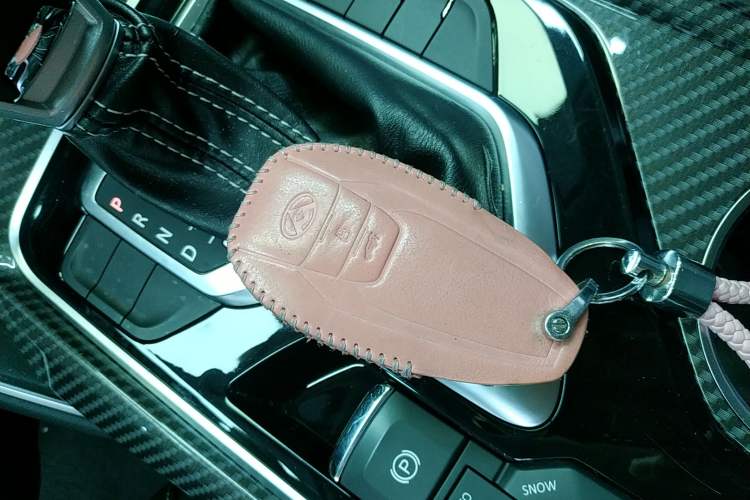 Used SAIC MAXUS D90 2017 2.0T Automatic All-Wheel Drive Sirius Vehicle Key