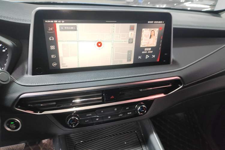 Used SAIC MAXUS D90 2017 2.0T Automatic Two-Wheel Drive - Uranus Audio And AC Panel