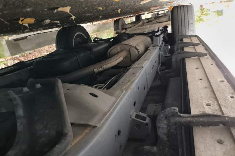 Used SAIC MAXUS D90  Chassis Front Right