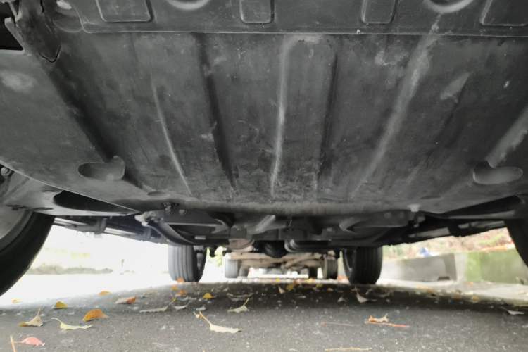 Used SAIC MAXUS D90  Chassis Front