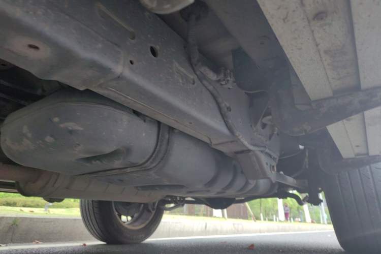 Used SAIC MAXUS D90 2017 2.0T Automatic Two-Wheel Drive - Uranus Chassis Rear Left
