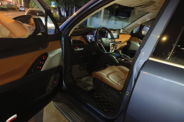 Used SAIC MAXUS D90 2017 2.0T Automatic All-Wheel Drive Sirius Driver Seat