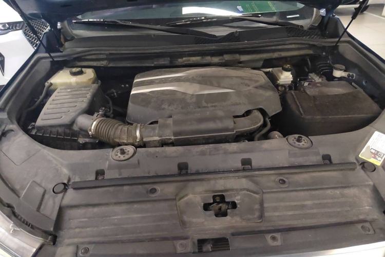 Used SAIC MAXUS D90 2017 2.0T Automatic Two-Wheel Drive - Uranus Engine Bay
