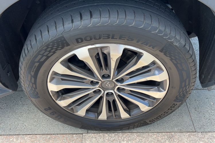 Used SAIC MAXUS D90 2017 2.0T Automatic Two-Wheel Drive - Uranus Exterior 10