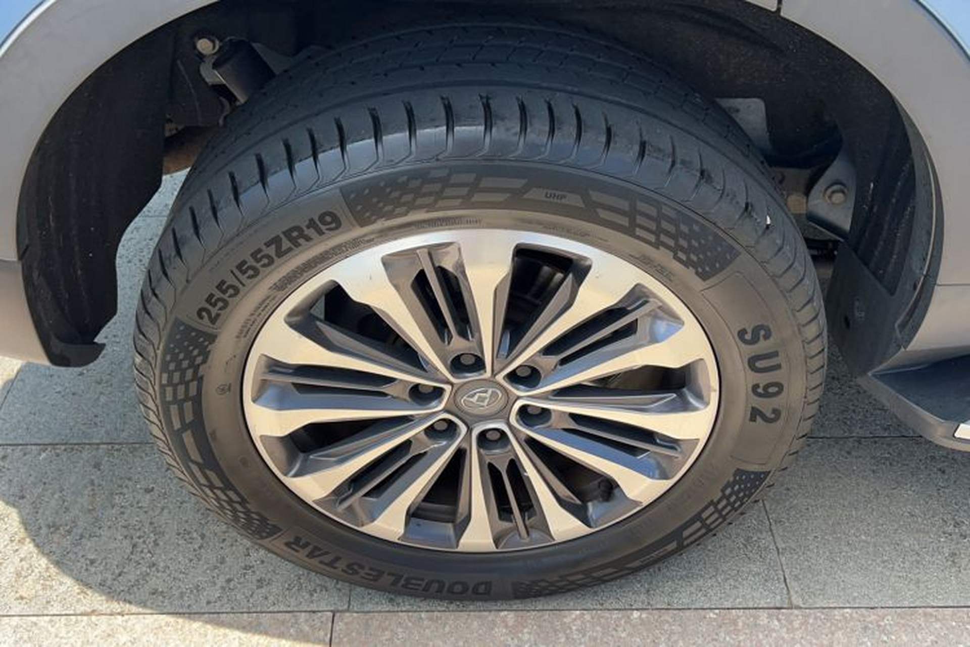 Used SAIC MAXUS D90 2017 2.0T Automatic Two-Wheel Drive - Uranus Exterior 11