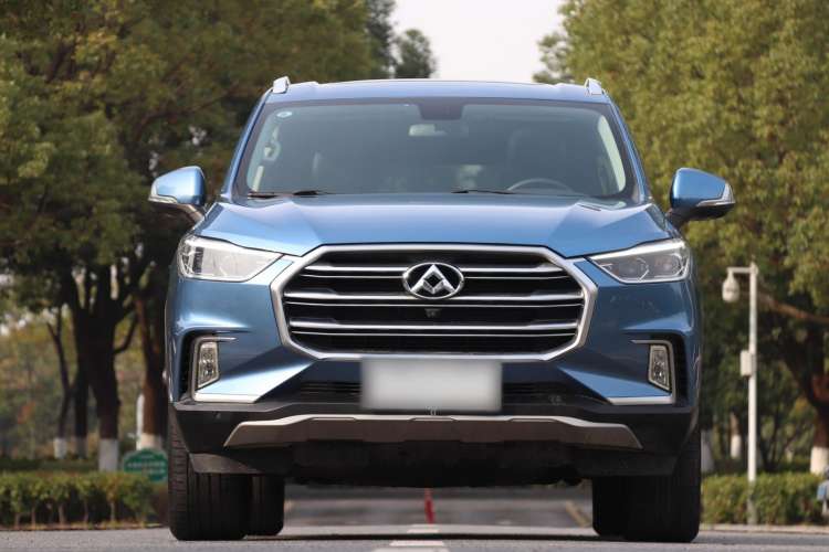 Used SAIC MAXUS D90  Front