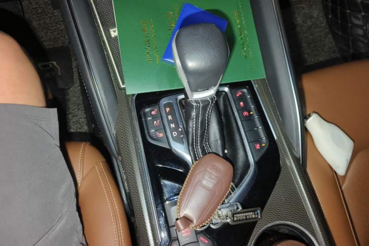 Used SAIC MAXUS D90 2017 2.0T Automatic All-Wheel Drive Sirius Gear Lever