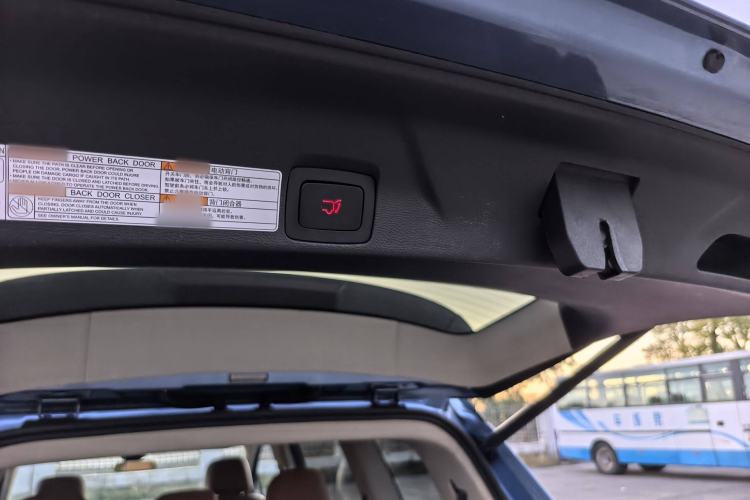 Used SAIC MAXUS D90 2017 2.0T Automatic All-Wheel Drive Sirius Interior 6