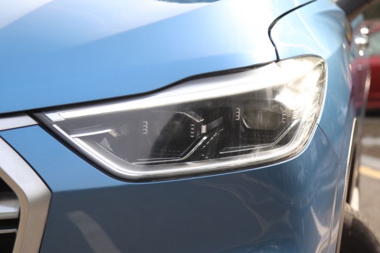 Used SAIC MAXUS D90  Left Front Headlight