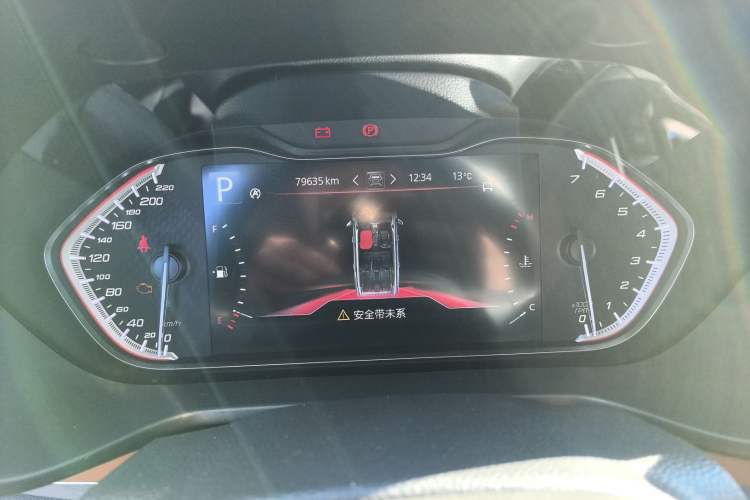 Used SAIC MAXUS D90 2017 2.0T Automatic All-Wheel Drive Sirius Odometer Close Up