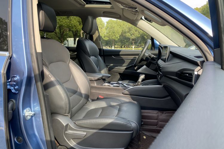 Used SAIC MAXUS D90  Right Front Seat