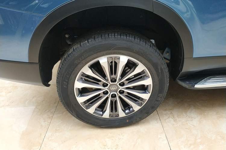 Used SAIC MAXUS D90 2017 2.0T Automatic All-Wheel Drive Sirius Right Rear Wheel Hub