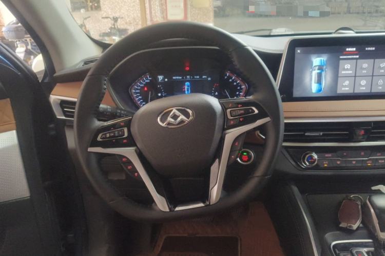 Used SAIC MAXUS D90 2017 2.0T Automatic All-Wheel Drive Polaris Steering Wheel