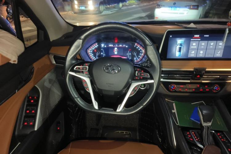 Used SAIC MAXUS D90 2017 2.0T Automatic All-Wheel Drive Sirius Steering Wheel