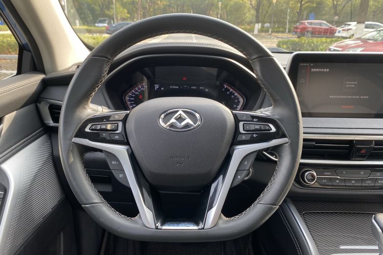 Used SAIC MAXUS D90  Steering Wheel