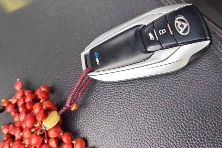 Used SAIC MAXUS D90 2017 2.0T Automatic Two-Wheel Drive Mercury Vehicle Key