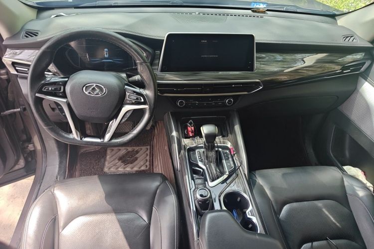 Used SAIC MAXUS D90  Center Console